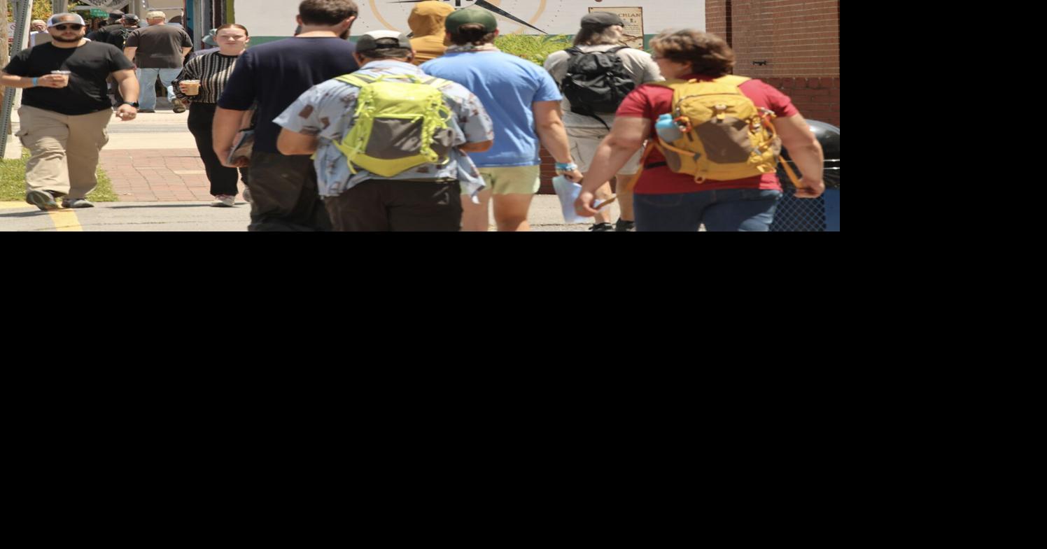Warm, sunny weather greets hikers at annual Trail Days celebration