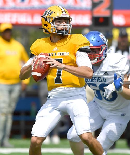 Emory & Henry QB Kyle Short