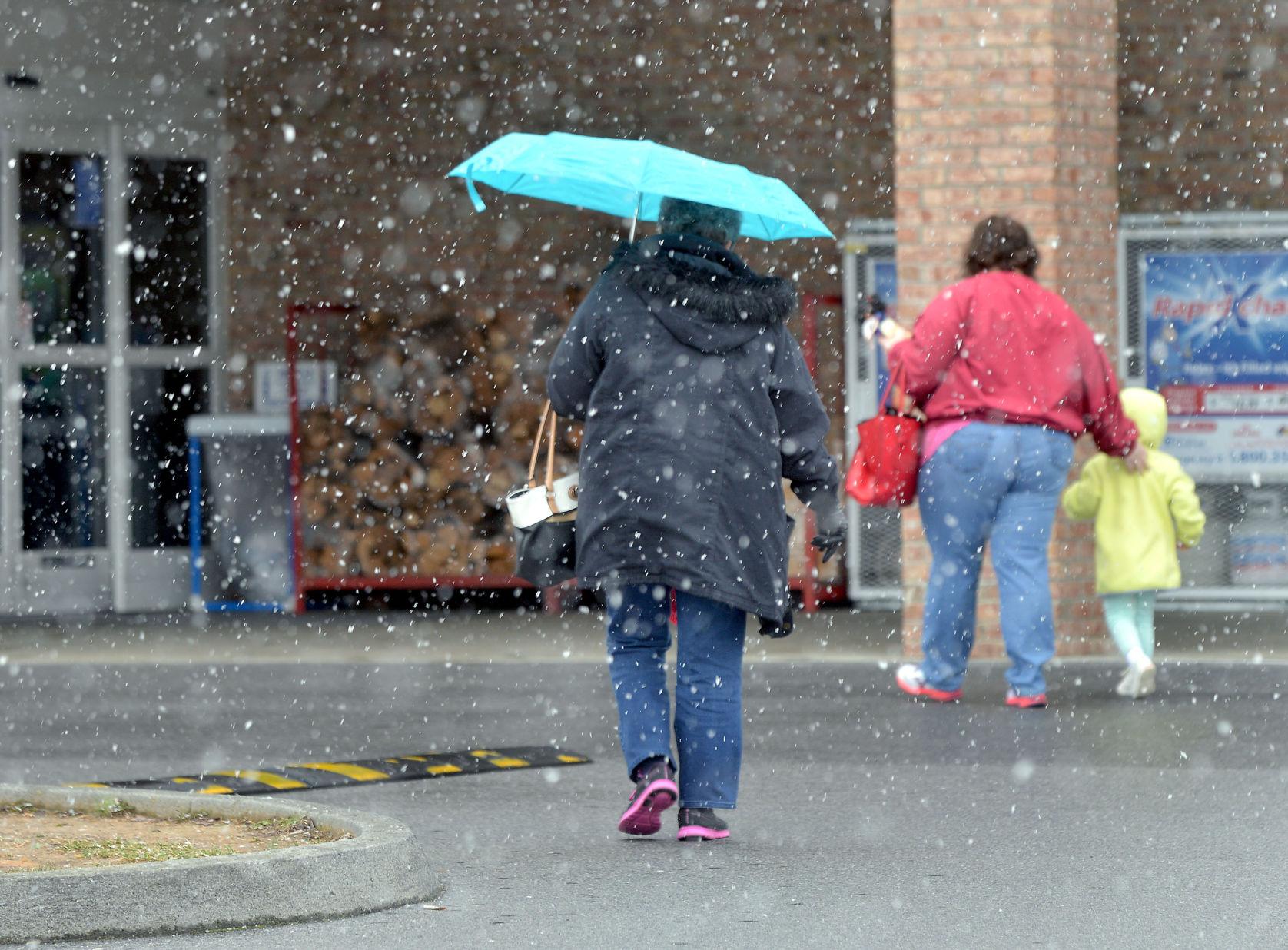 snow heraldcourier expected afternoon