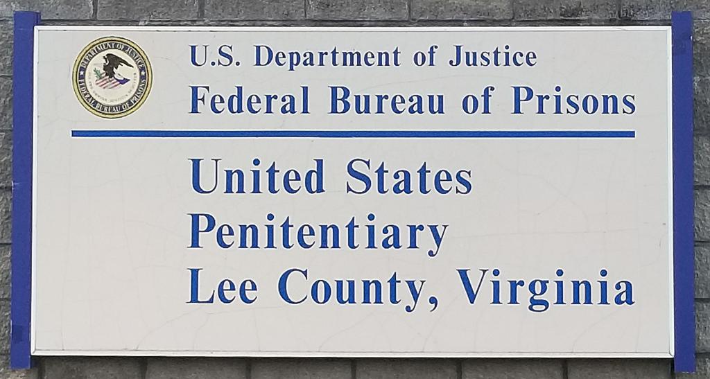 Shutdown Taking Toll At Federal Prison In Lee County Latest Headlines Heraldcourier Com