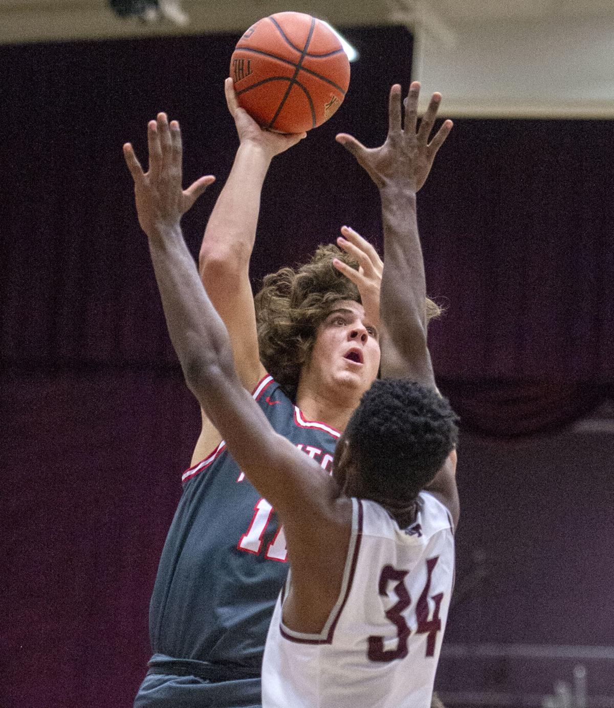 Arby S Classic Mentor Knocks Off Dobyns Bennett 57 36 Sports