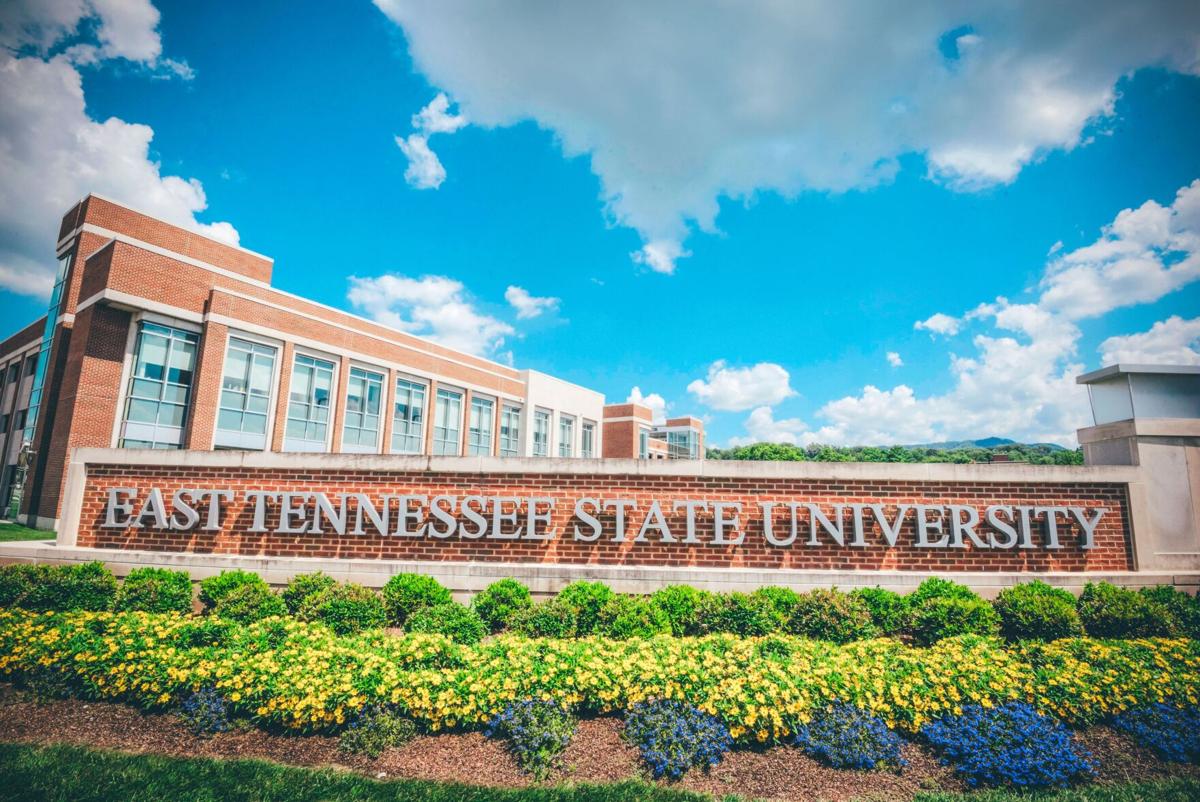 ETSU welcomes class of 2028 to Gatton College of Pharmacy