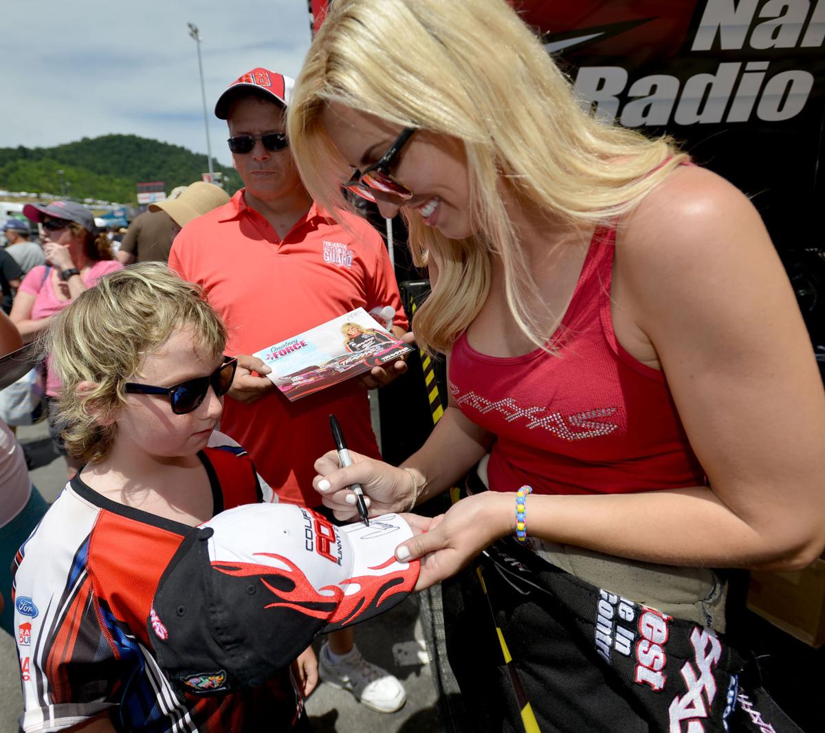 Column Nascar Could Take A Lesson From Nhra Sports News Heraldcourier Com