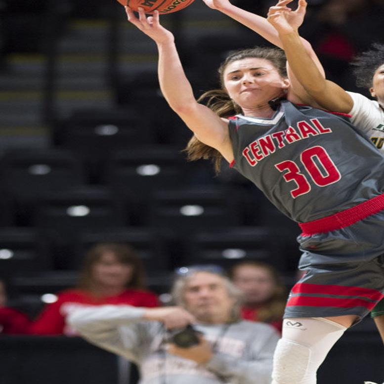 Vhsl Class 2 Girls Championship Warriors Know How To Play Defense Sports Heraldcourier Com