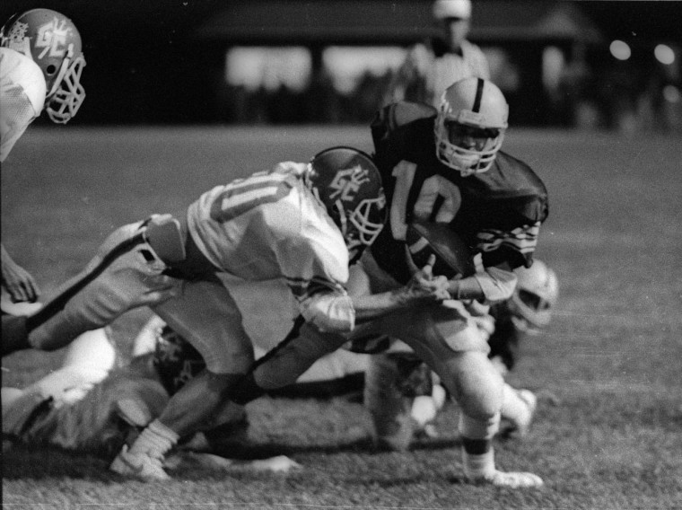 HISTORY WITH HAYES  The 1998 Powell Valley Vikings: Dominant, Unbeaten,  Untouchable