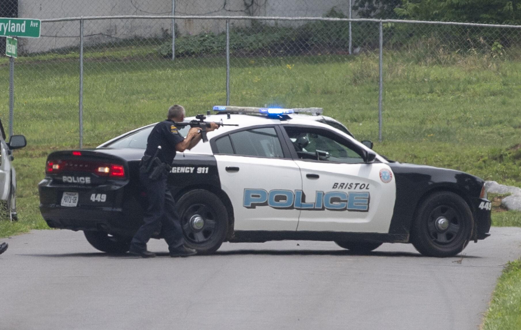 One man arrested after heavy police presence in Bristol