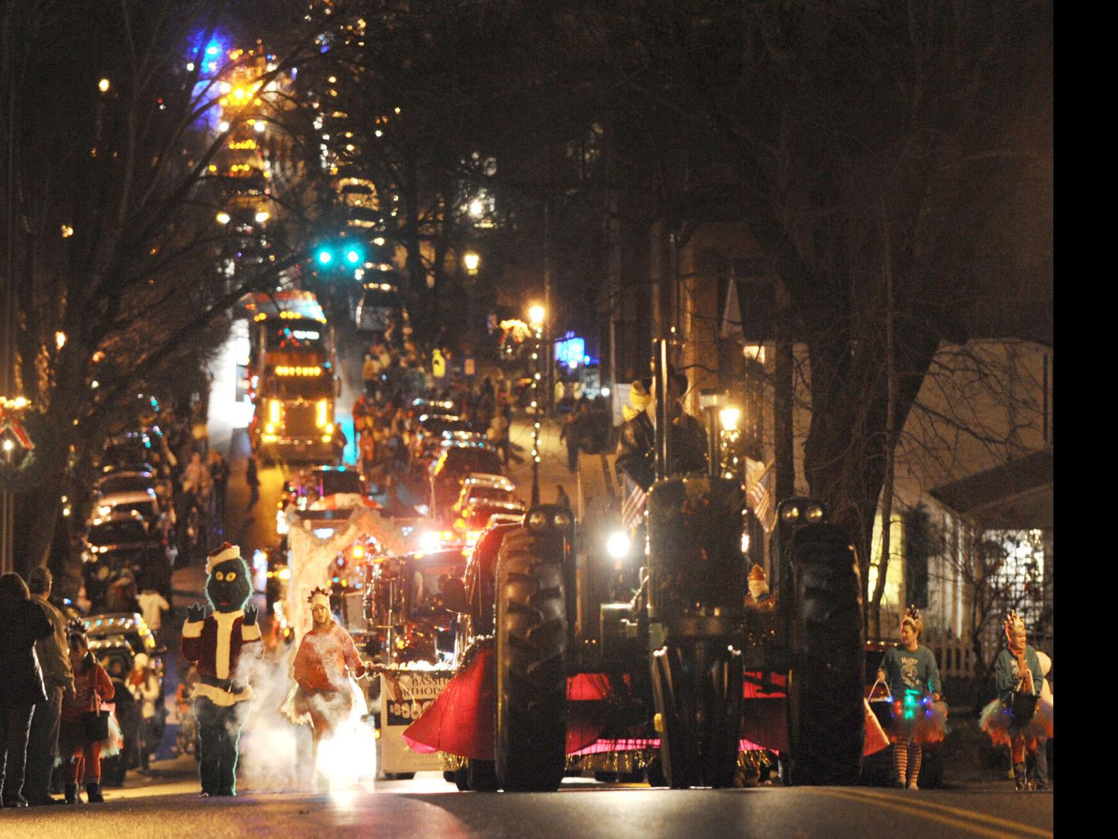 Abingdon Va Christmas Parade 2021 Christmas Parade Returns To Abingdon On Dec 4 After Being Canceled Last Year Local News Heraldcourier Com