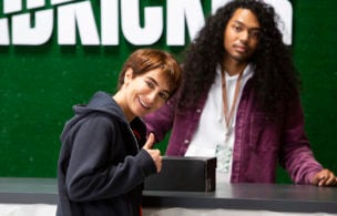 Worth Watching: Nasim Pedrad Is ‘Chad,’ Parenthood on ‘This Is Us,’ Pam Dawber on ‘NCIS,’ ‘Soul’ Searching