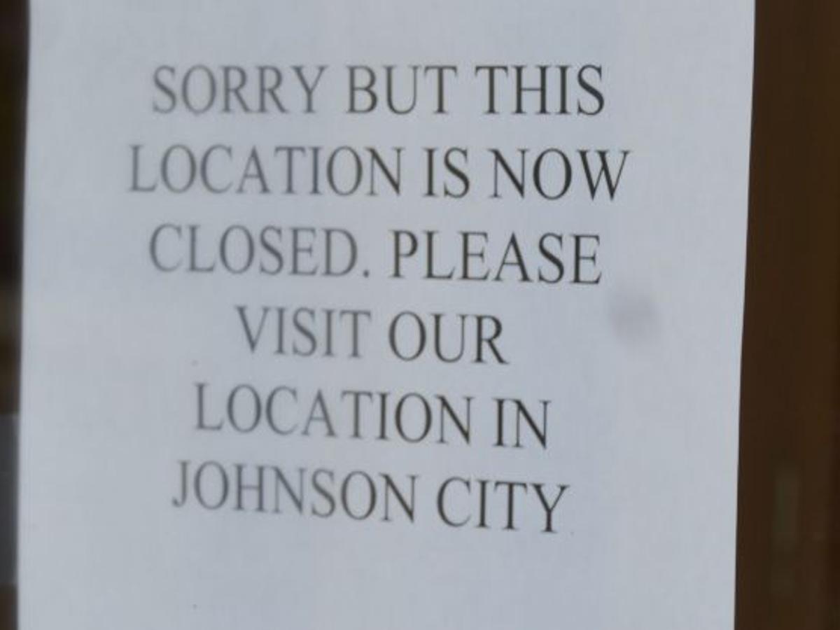 Ruby Tuesday In Bristol Virginia Announces Closure With Paper Sign Latest Headlines Heraldcourier Com