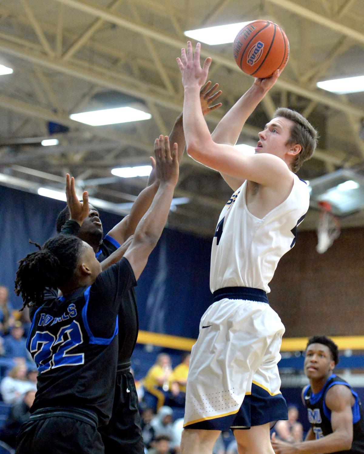 Odac Men S Tournament Emory Henry Rallies To Take 60 57 Win