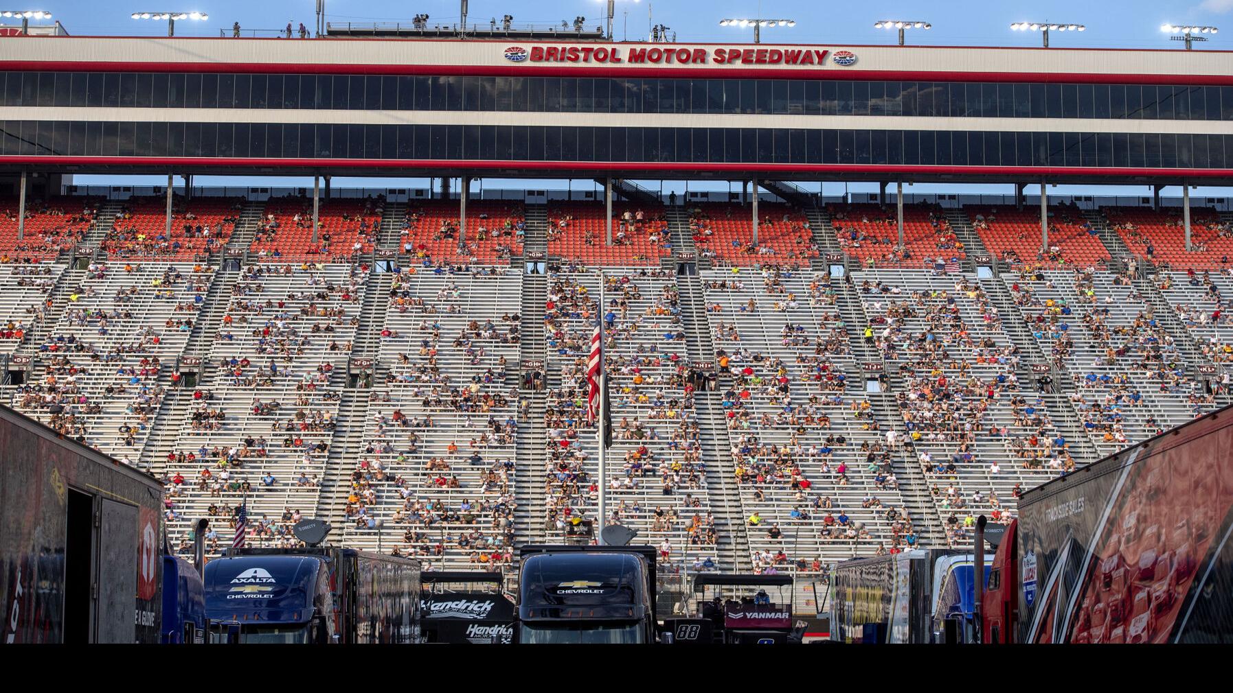 Gregory Column Nascar Fans Able To Quench Their Thirst For Live Action Sports News Heraldcourier Com