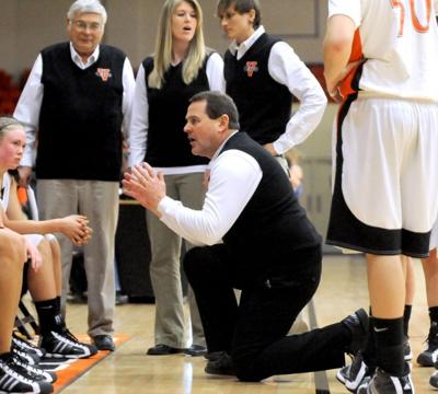 Bearcats Name New Basketball Coaches Sports Heraldcourier Com