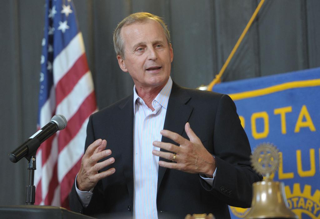 Rick Barnes Speaks At Rotary Galleries Heraldcourier Com