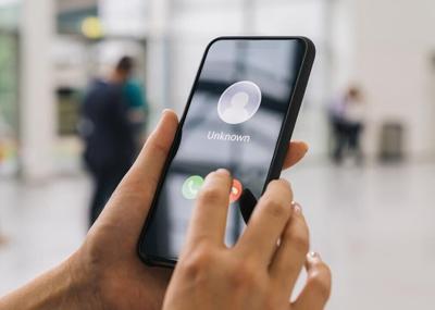 Is this call coming from a scammer? 6 ways to know