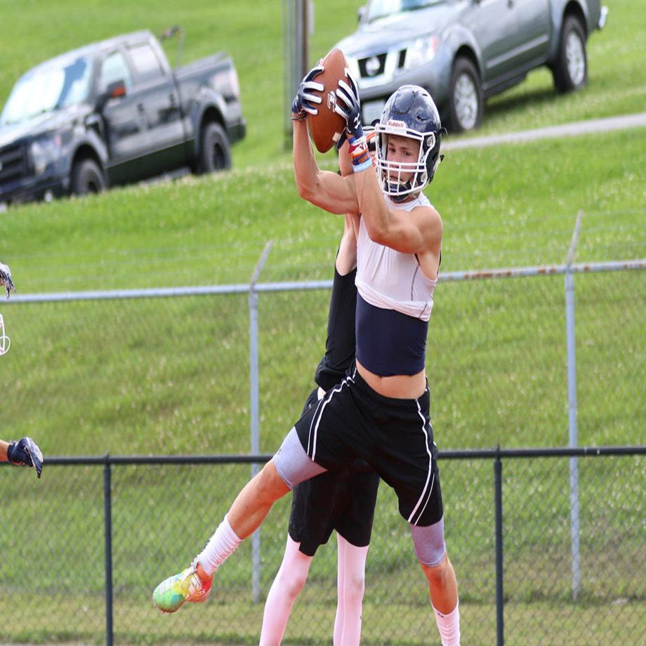 Pass The Ball 7 On 7 Football Scrimmages Prepare Teams For The