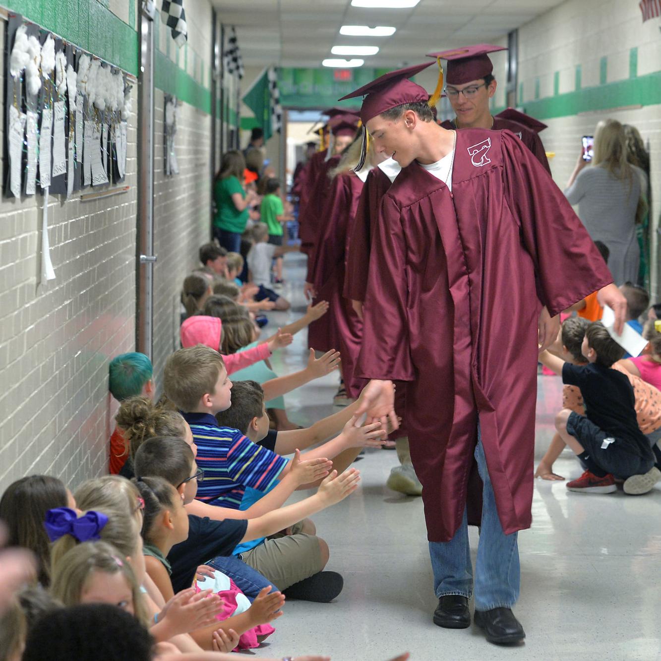 Tennessee High School Senior Walk at Avoca Elementary