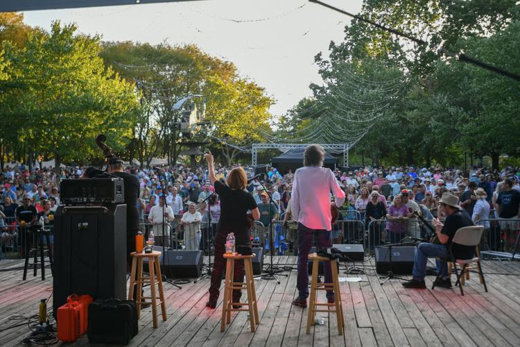 Music festival again attracted thousands of fans downtown