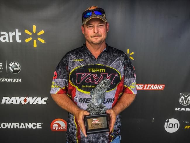 Rockwood angler wins FLW tourney on South Holston