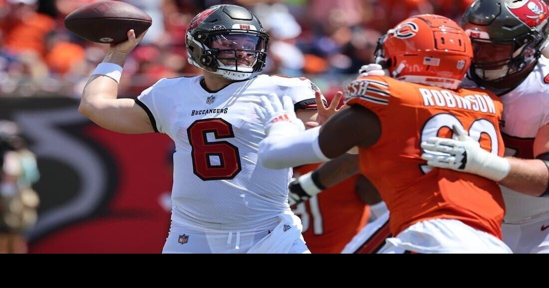 Who Do Experts Think Will Win? The Tampa Bay Bucs or Chicago Bears