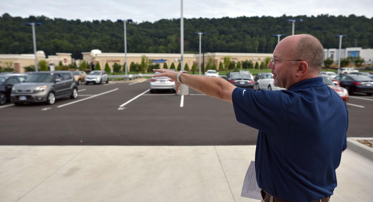 carmax brings unique selling approach