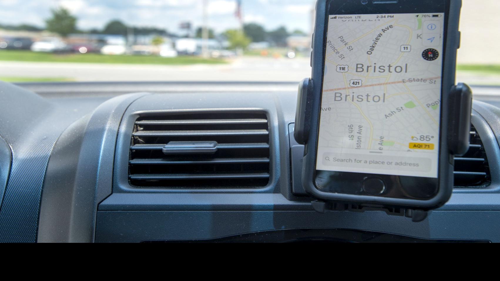 Holding Cell Phone While Driving Now Illegal In Tennessee Latest