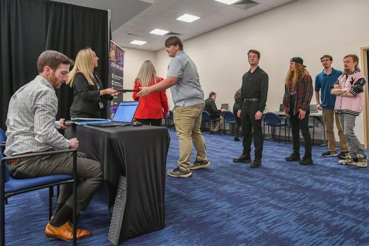 Casino gearing up to hire hundreds as new facility looms