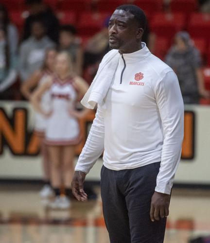The story behind Alabama HS basketball coach's fashion forward