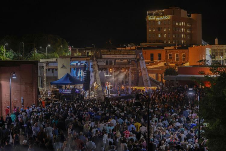 Thousands descend on downtown for Twin City's music weekend