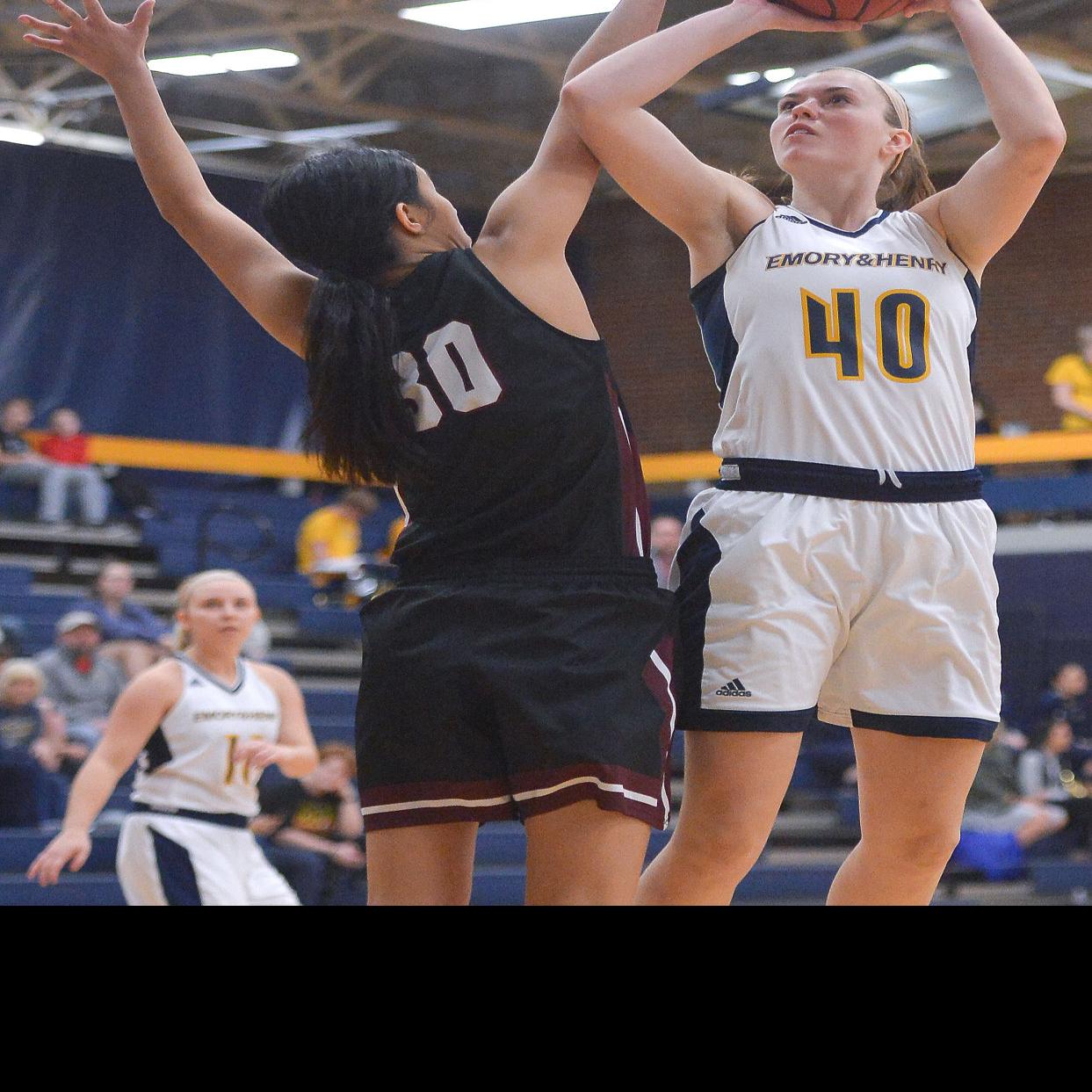 E H Women Roll To 67 51 Win Over Roanoke Sports Heraldcourier Com