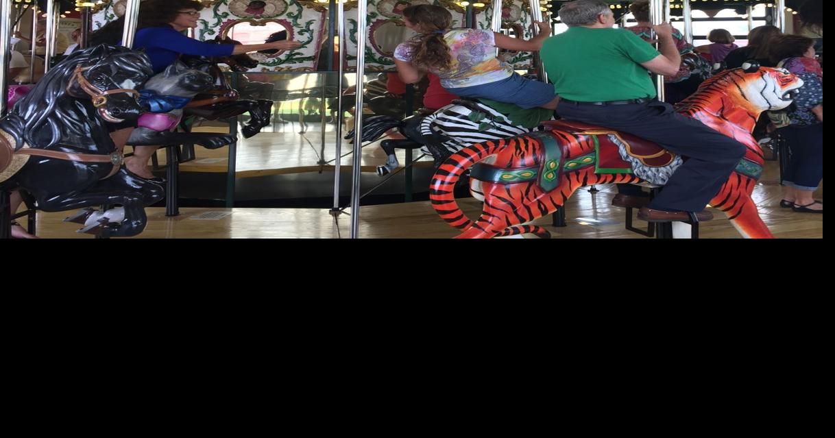 Free rides on the Kingsport Carousel