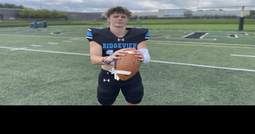 HIGH SCHOOL FOOTBALL: 