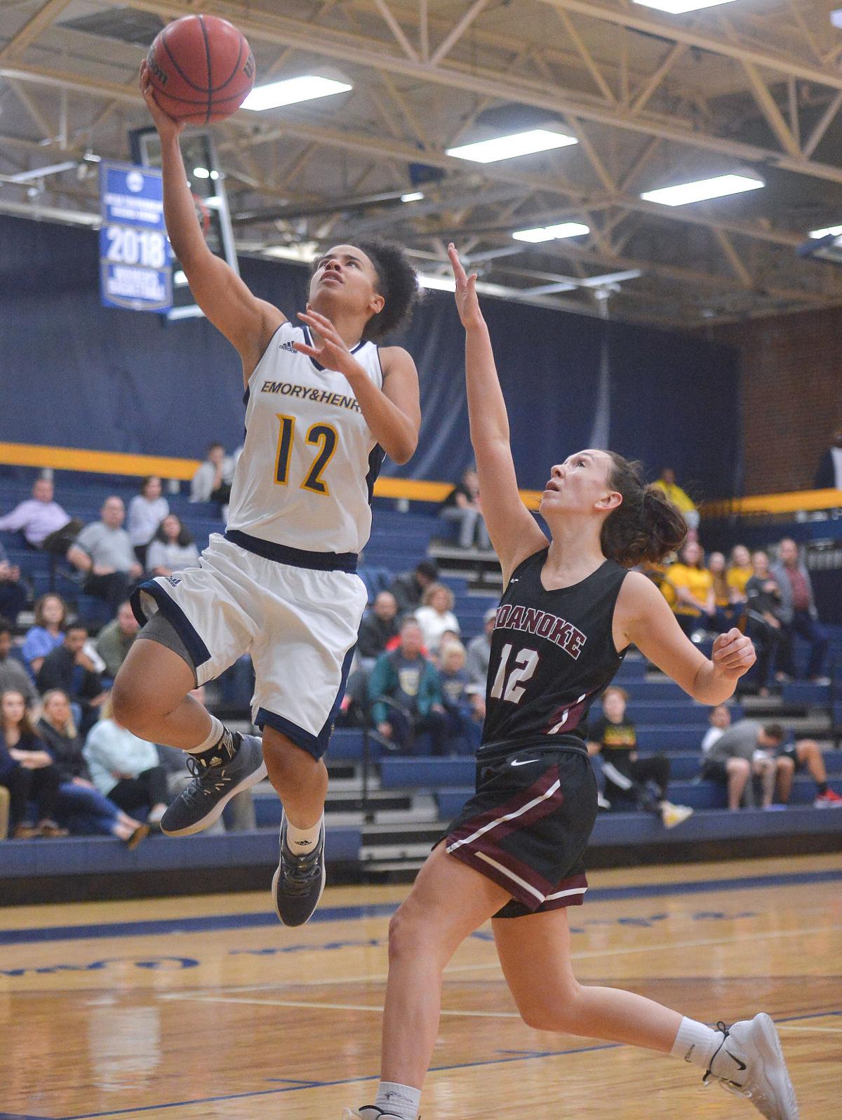 E H Women Roll To 67 51 Win Over Roanoke Sports Heraldcourier Com