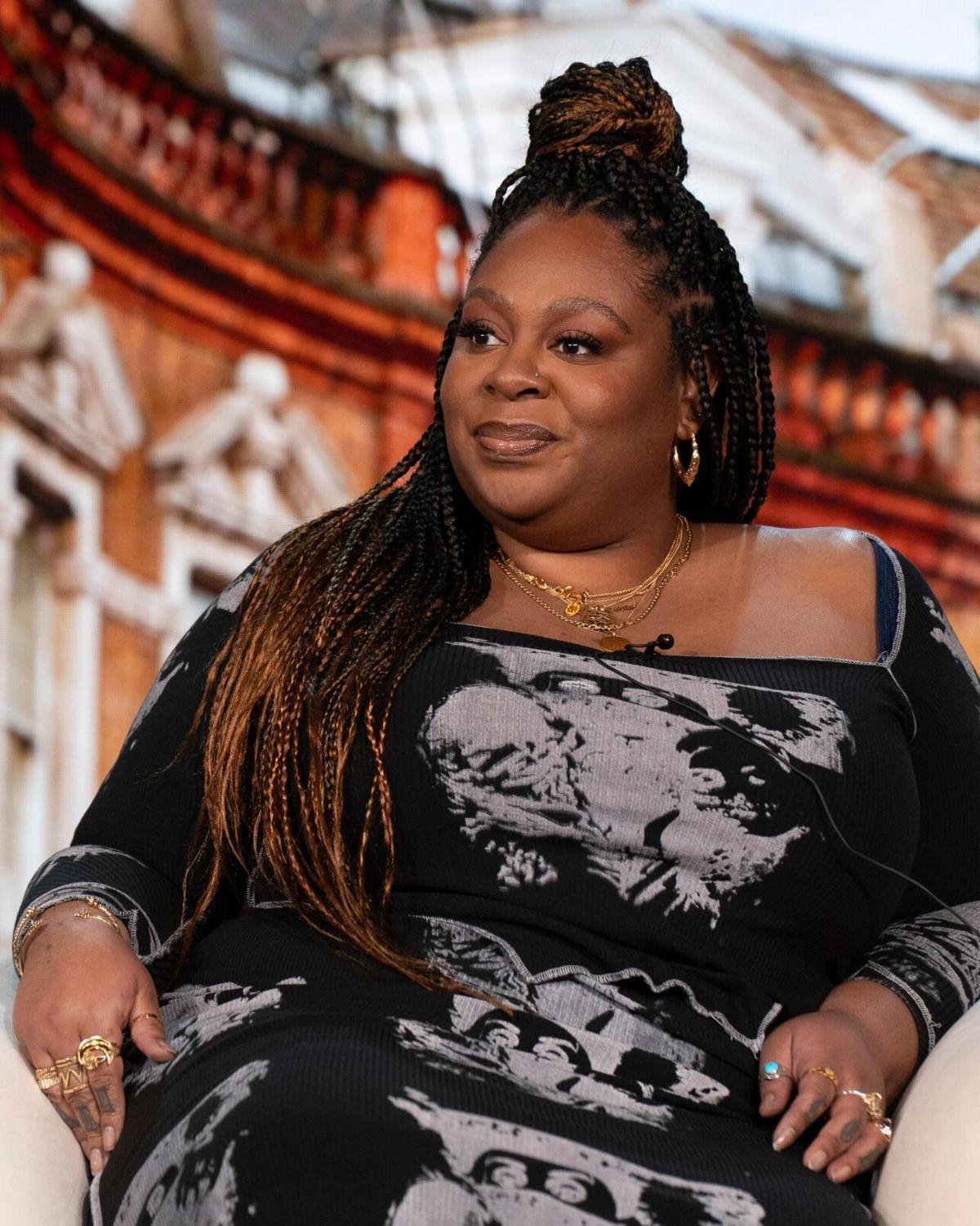 Queenie' author saw a different coming of age story, image size:1200x1500