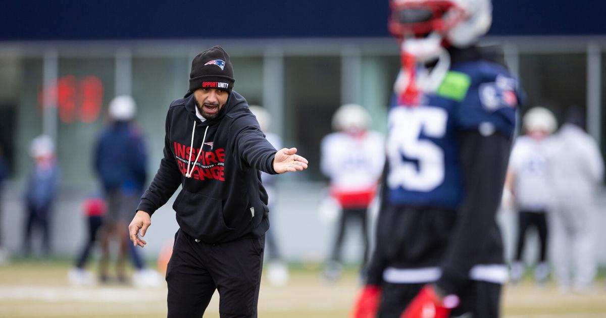 Justin Hamilton Clintwood's Justin Hamilton is assistant coach for Patriots