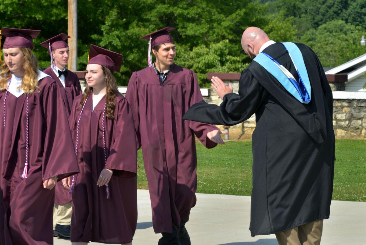 Tennessee High School Graduation Galleries