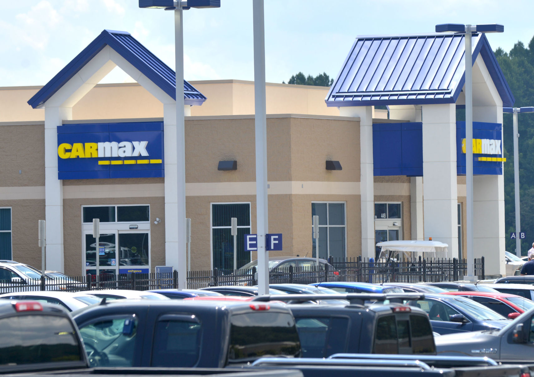 CarMax Bristol to hire 80 additional employees