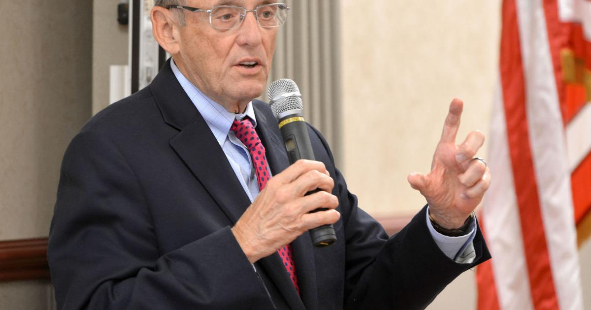 Roe speaks to Bristol Republican Women