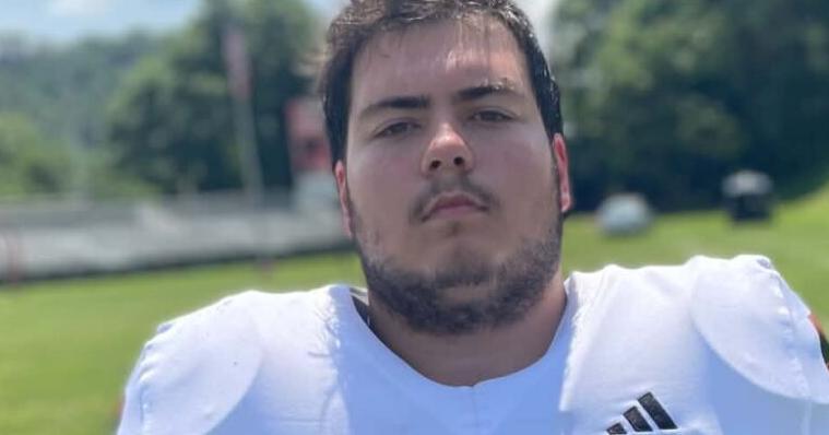 HIGH SCHOOL FOOTBALL: Spencer Shaffer snaps the ball for Marion and hopes to help Scarlet Hurricanes snap losing skid