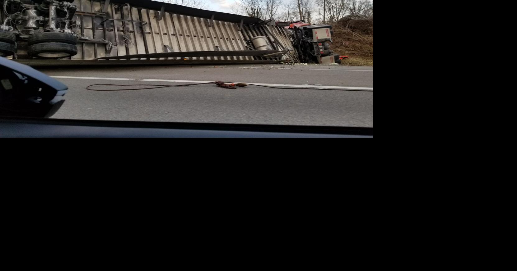 Tractor trailer overturned on I-81