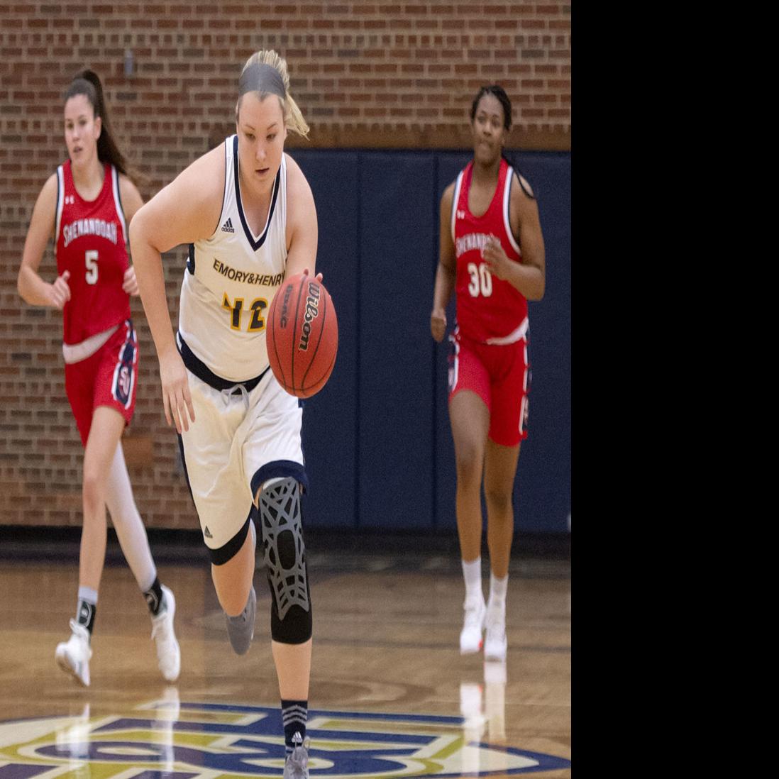 College Basketball E H Women Top Shenandoah To Improve To 11 1 Sports Heraldcourier Com