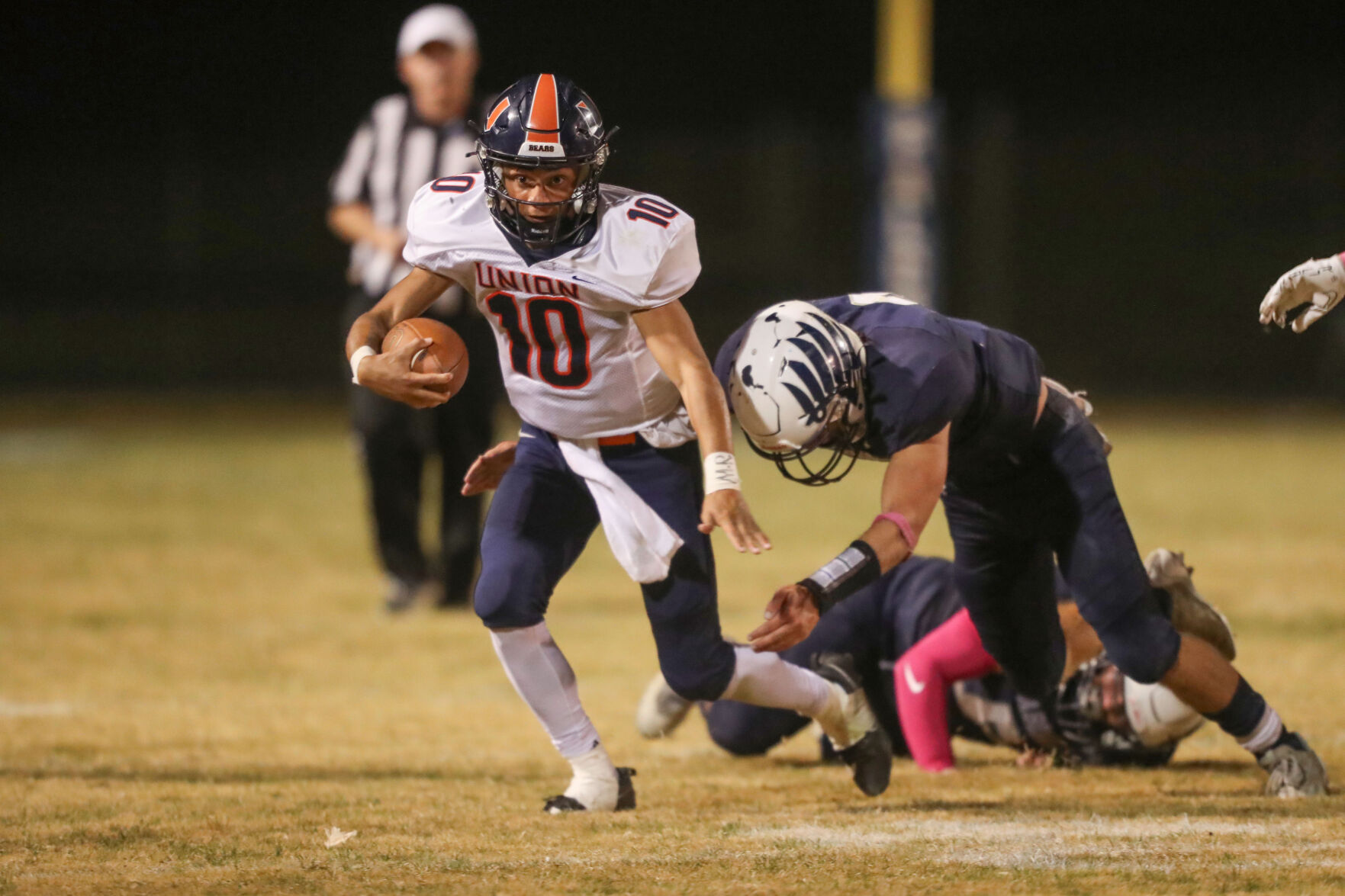 Union Bears Dominate Abingdon Falcons to Win Mountain 7 District Title