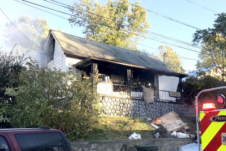 Crews respond to house fire on Vermont Avenue in Bristol, Virginia