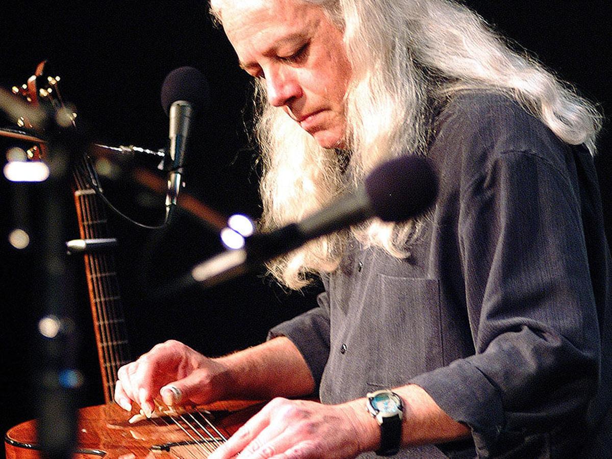 Ed Gerhard Performs Holiday Concert Dec 11 At Northeast State Archive Heraldcourier Com Johnson City Tn Acoustic Christmas Dec. 11 2021