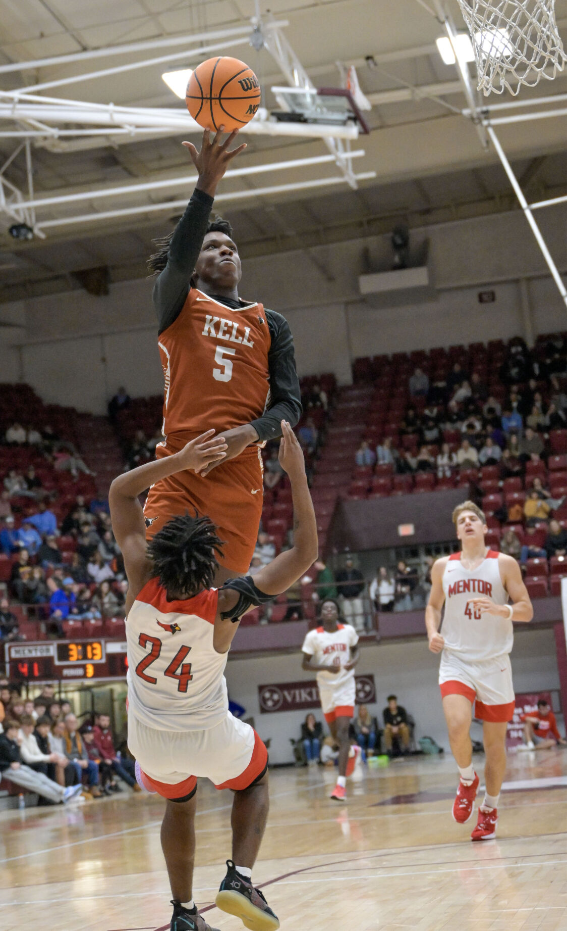 Kell Longhorns Showcase Dominant Speed and Defense in 93-67 Victory Over Mentor Cardinals