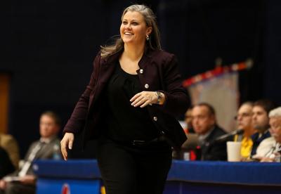 Women S Basketball Etsu S Ezell Ut S Harper Grew Up Childhood