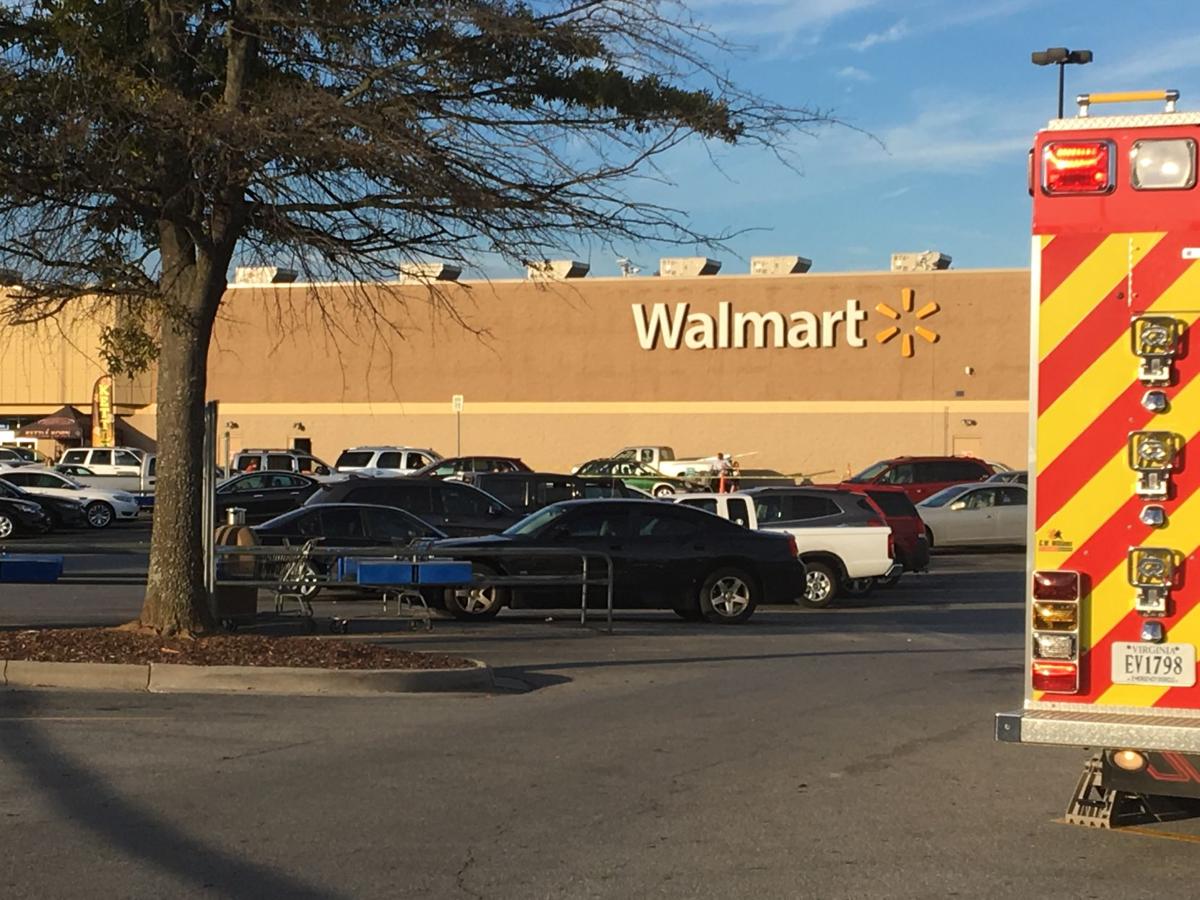 Authorities Investigate Suspicious Item In Walmart Parking Lot Latest Headlines Heraldcourier Com View location map, opening times and customer reviews. walmart parking lot