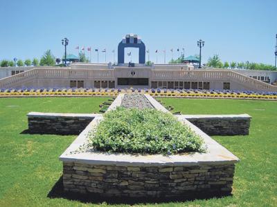 In Remembrance D Day Memorial Pays Tribute To Veterans In Remembrance D Day Memorial Pays Tribute To Veterans