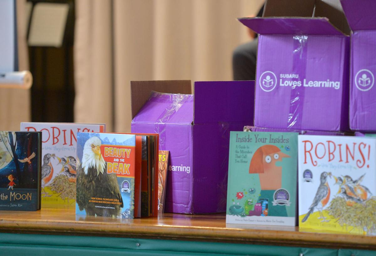 Wallace Subaru Donates 130 Science Books To Anderson Elementary School Latest Headlines Heraldcourier Com