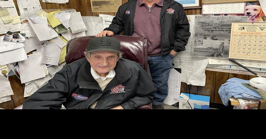 Former Coach Billy Wyatt Joins NASCAR Team Success
