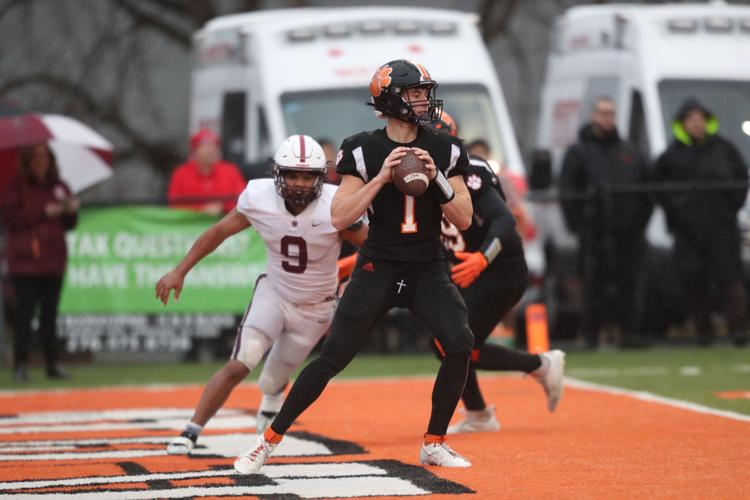 HIGH SCHOOL FOOTBALL: Amid the chaos, Honaker senior QB Peyton Musick ...
